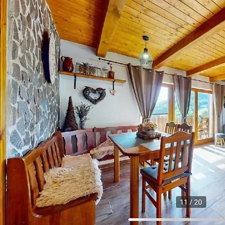 Апартаменти S Panoramatickym Vyhladom Blizko Banskej Stiavnice Uhliska