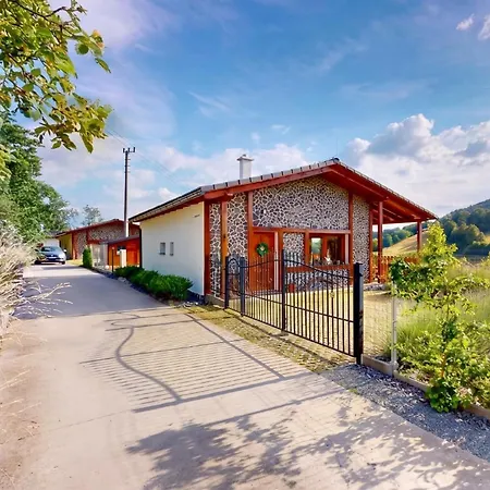 S Panoramatickym Vyhladom Blizko Banskej Stiavnice Апартаменти *